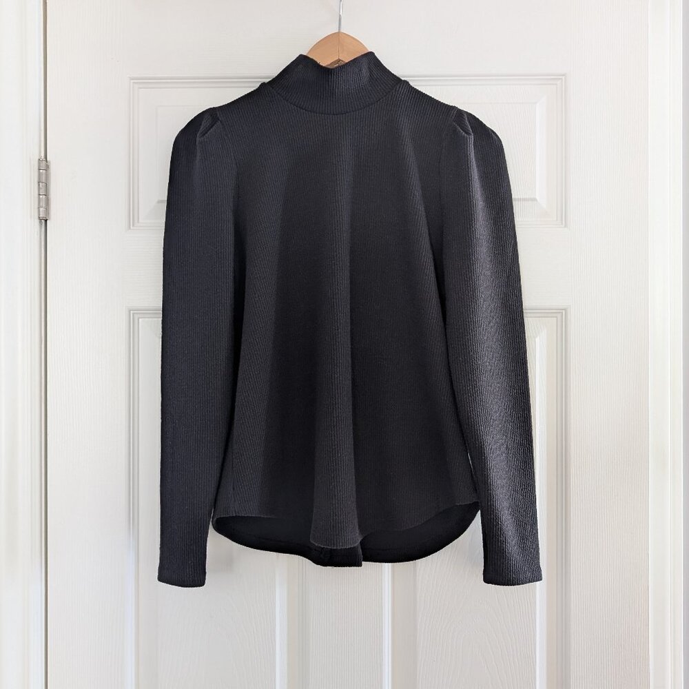 RW&CO mock neck top zip up back black size XS